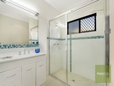 11 St Albans Road, Mount Louisa