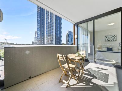 105 / 6 Discovery Point Place, Wolli Creek