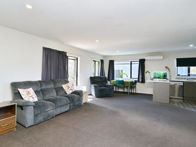 1 / 138 Kerrs Road, Avonside