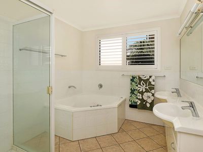 23 Amarina Avenue, Mooloolaba