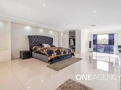 8 Armisfield Street, Doolandella