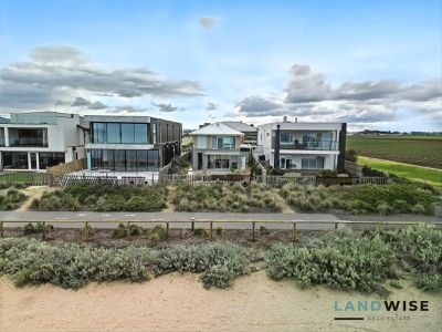 4 Topsails Close, Werribee South