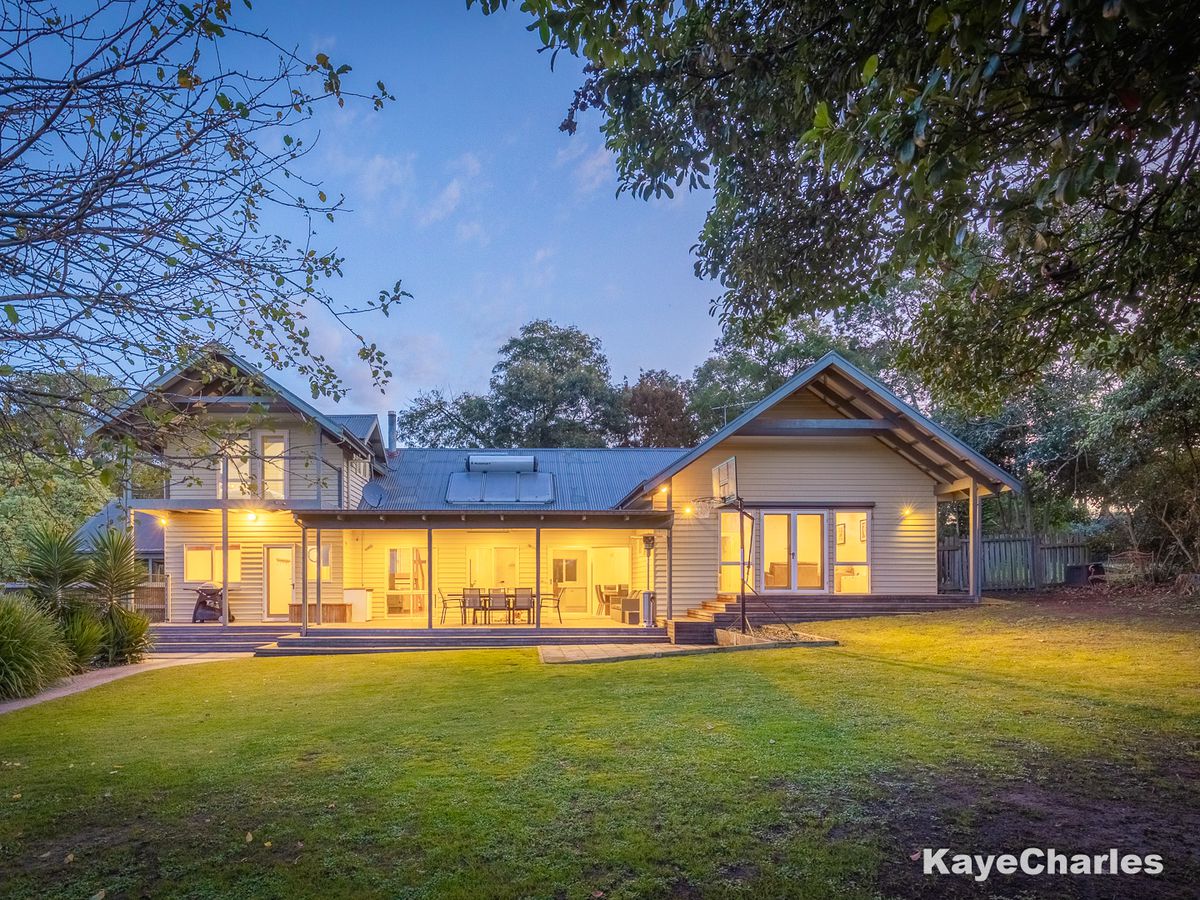 30 St Georges Road, Beaconsfield Upper