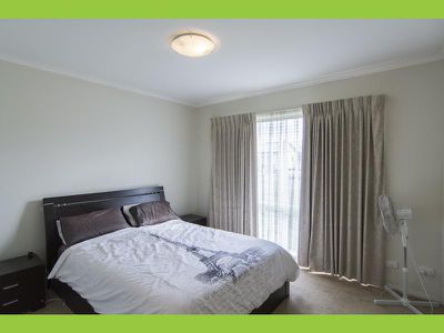 1 / 16 Palk Street, Horsham