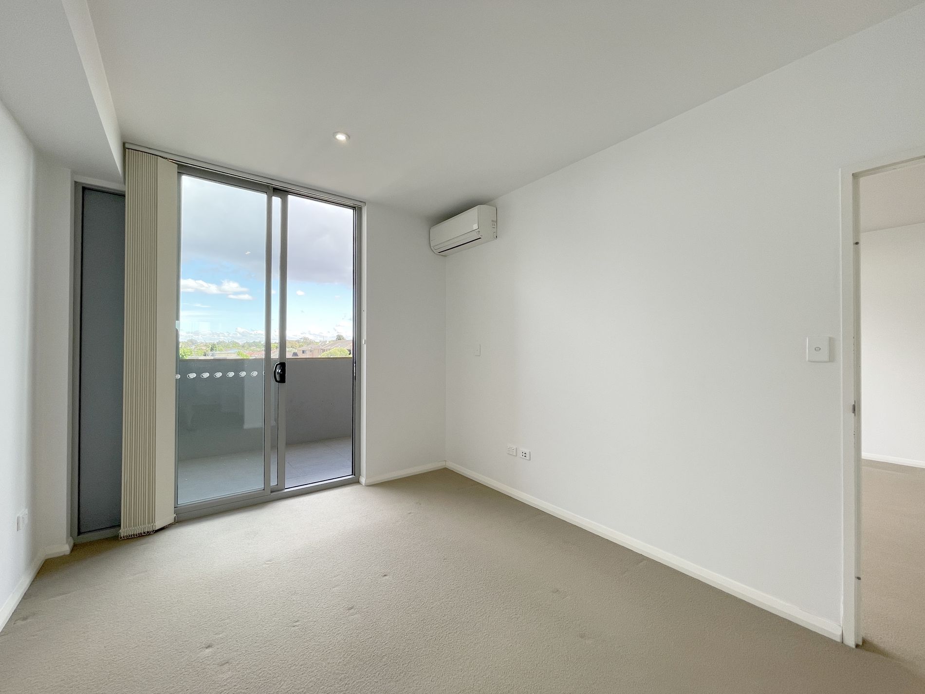 B805 / 359 Illawarra Road, Marrickville