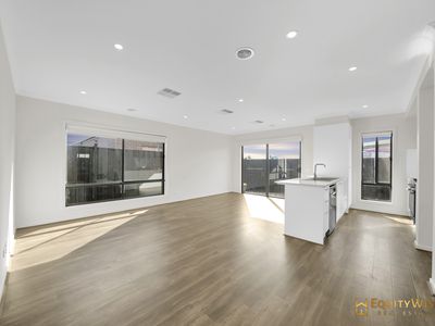 3 Tara Crescent, Wyndham Vale