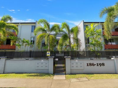 23/186-198 Lake St, Cairns North