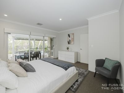 10 / 12 Loder Way, South Guildford