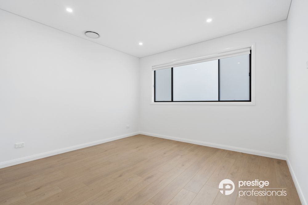 13 Flanagan Avenue, Moorebank