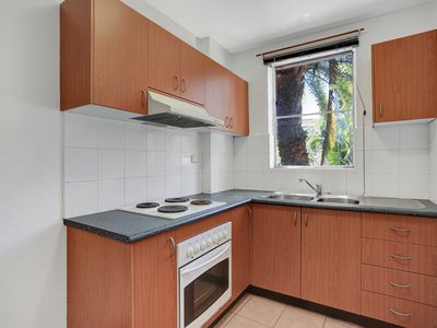 3 / 2 Victoria Road, Glebe