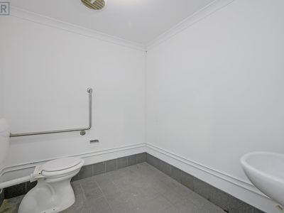 4/3 Toynbee Way, Port Kennedy