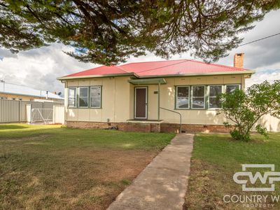 37 Lewis Street, Glen Innes