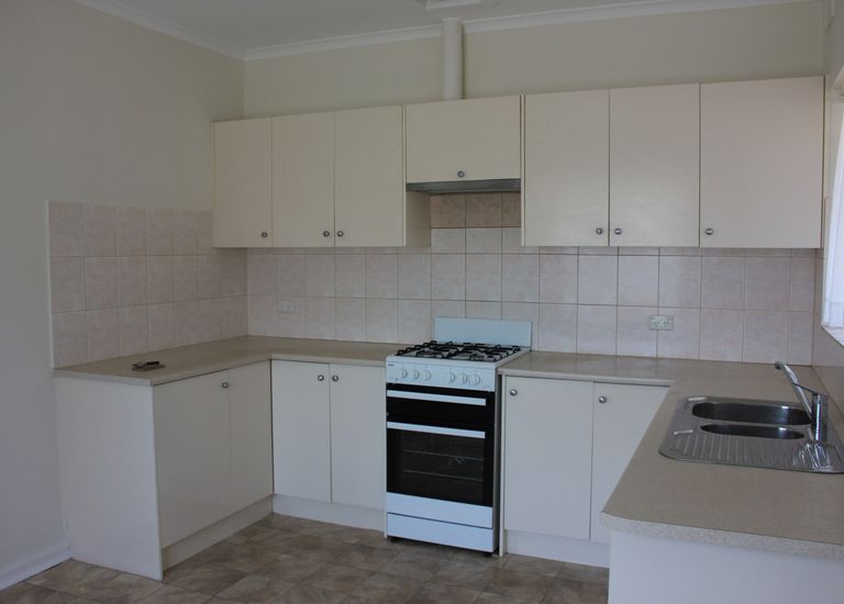 6 / 48 Myrtle Road, Seacliff