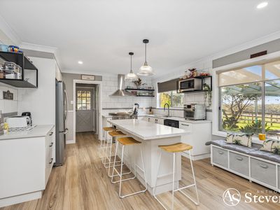 211 Back Kyneton Road, Heathcote