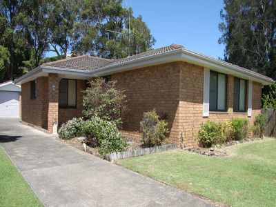 4 Royal Close, Forster