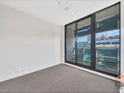 303 / 220 Spencer Street, Melbourne