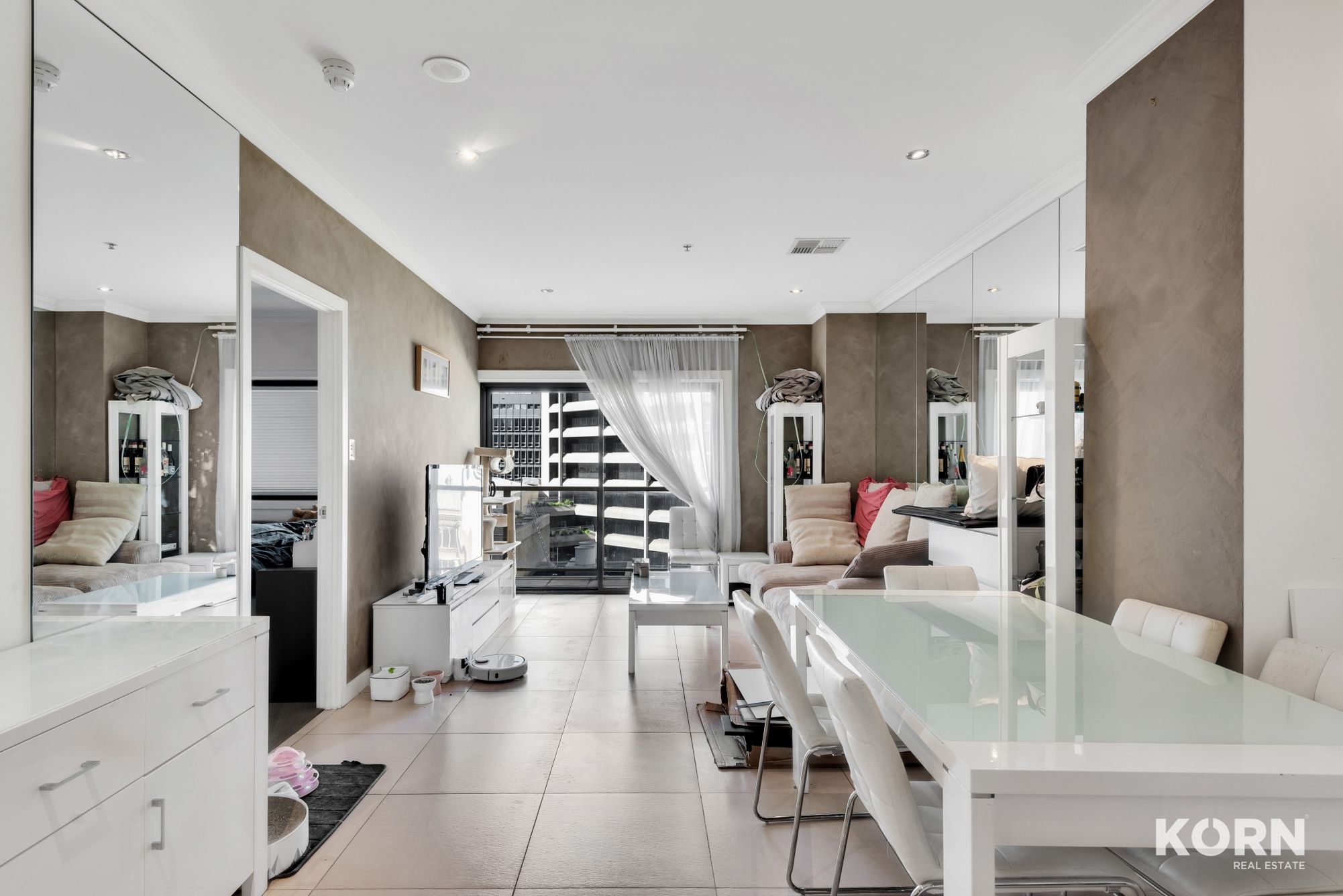 802 / 39 Grenfell Street, Adelaide