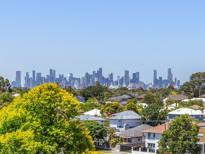 303 / 110 Roberts Street, West Footscray