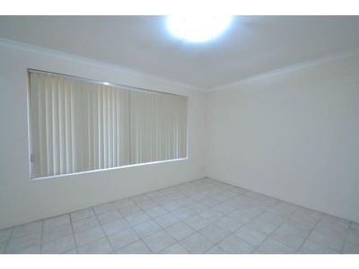 84 Towncentre Drive, Thornlie