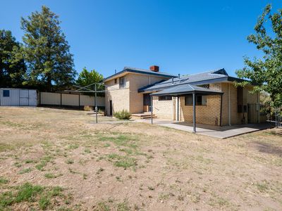 24 WESTERNVIEW DRIVE, West Albury