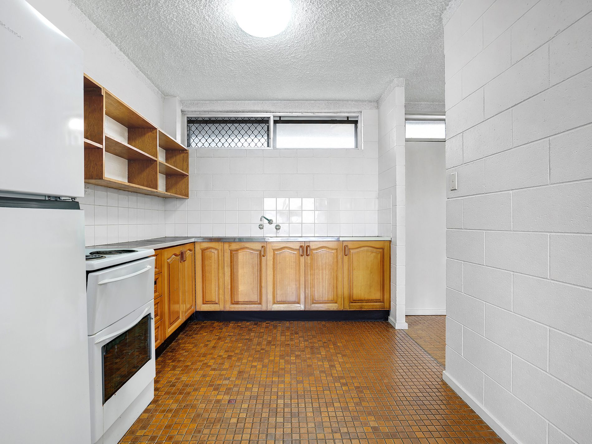 17/186 Lake St, Cairns North