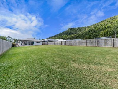 70 Trader Crescent, Cannonvale