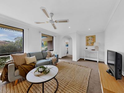 16 Geraldine Drive, Hampton Park