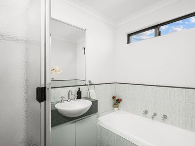 15 Thurloe Way, Canning Vale