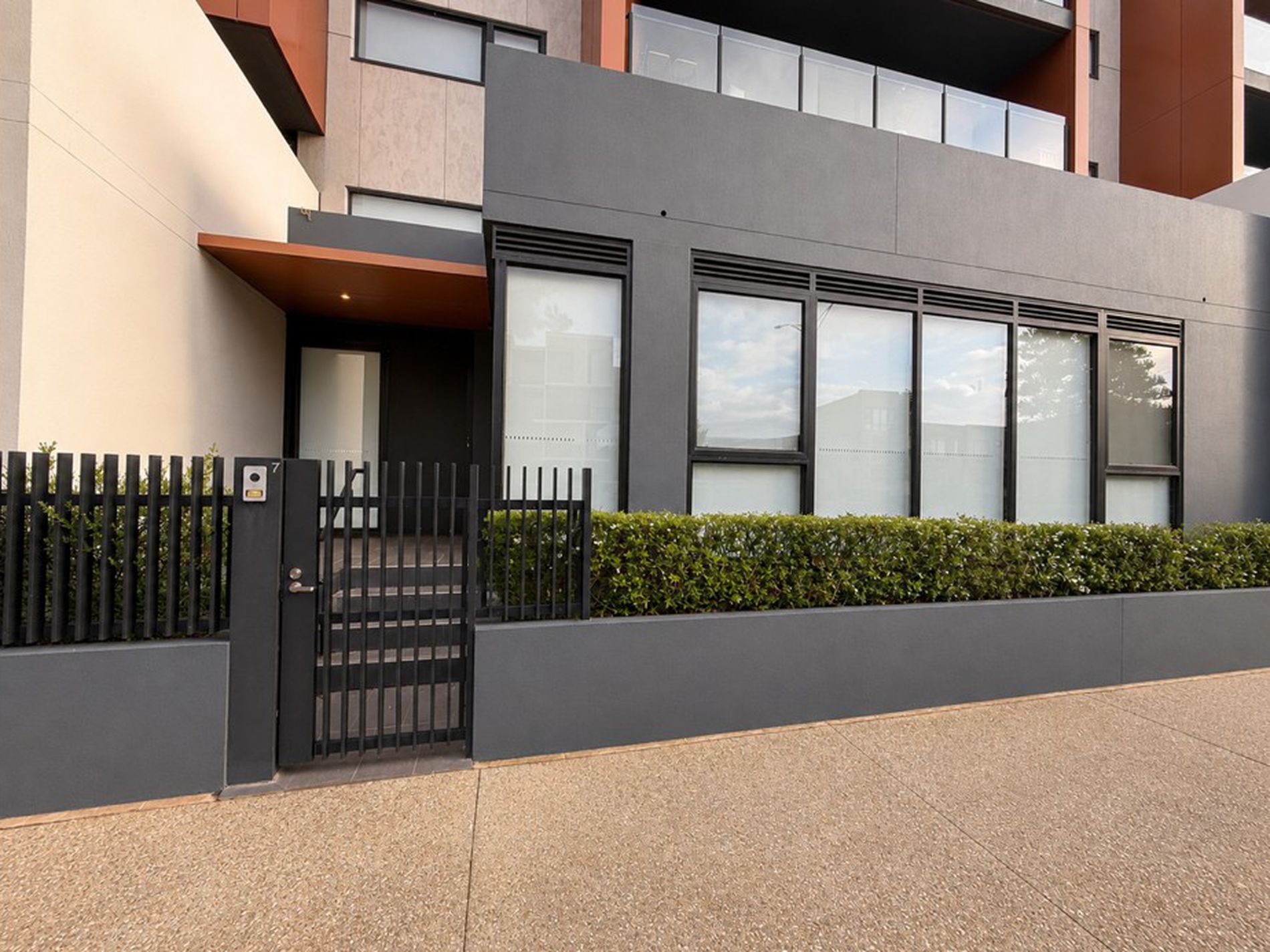 7 / 50 Catamaran Drive, Werribee South