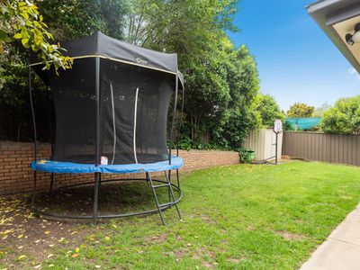 18 Priestley Crescent, Seymour