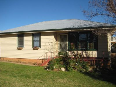 27 Ronald Street, Dubbo