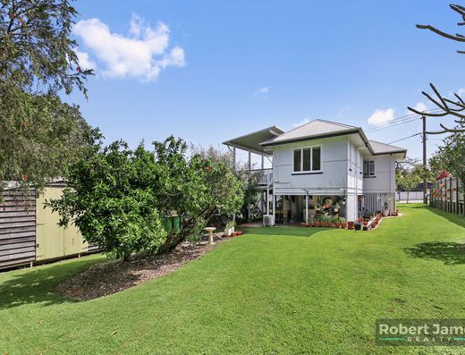 QUEENSLANDER LOVED & CHERISHED IN OLD TEWANTIN image 19 QUEENSLANDER LOVED & CHERISHED IN OLD TEWANTIN image 19