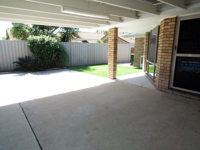 10 Kingston Drive, Banora Point