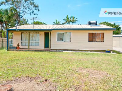 4 / Yolla Street, Eagleby