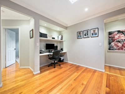 5 Bergen Close, Taylors Lakes