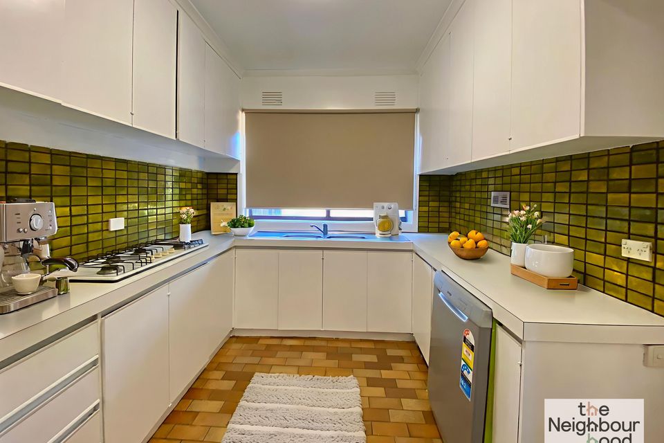 24 Malvern Grove , Caulfield North
