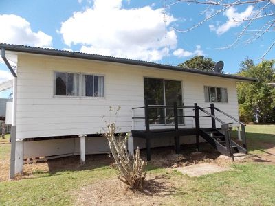 14 Fern Street, Blackbutt