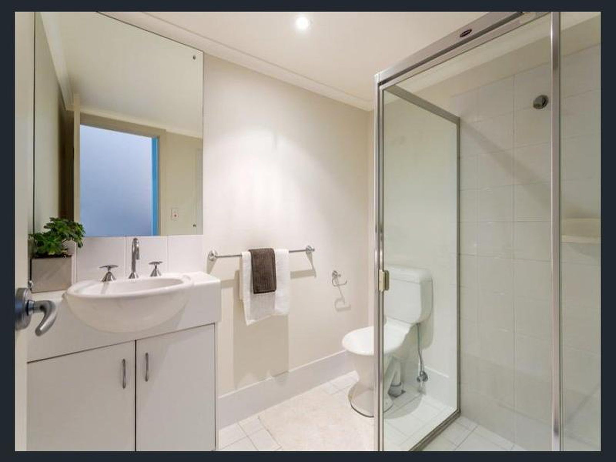 17 / 107 Grote Street, Adelaide
