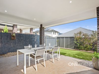 10a Nimmitabel Street, Tullimbar