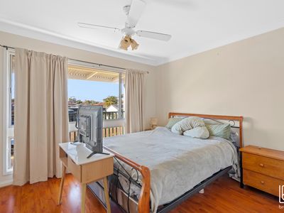 16 Katoomba Avenue, San Remo