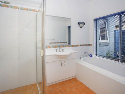7 Kensington Lane, Dapto