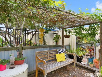 14 Mylne Court, Torquay