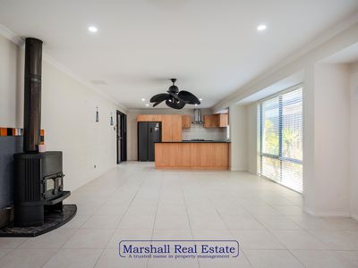 1 Willard Cct, Banksia Grove