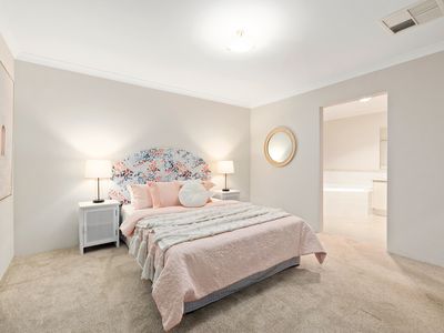 15 Sotheby Drive, Harrisdale