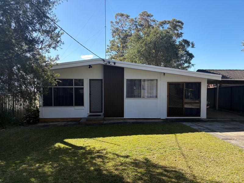 43 Lake Road, Balcolyn