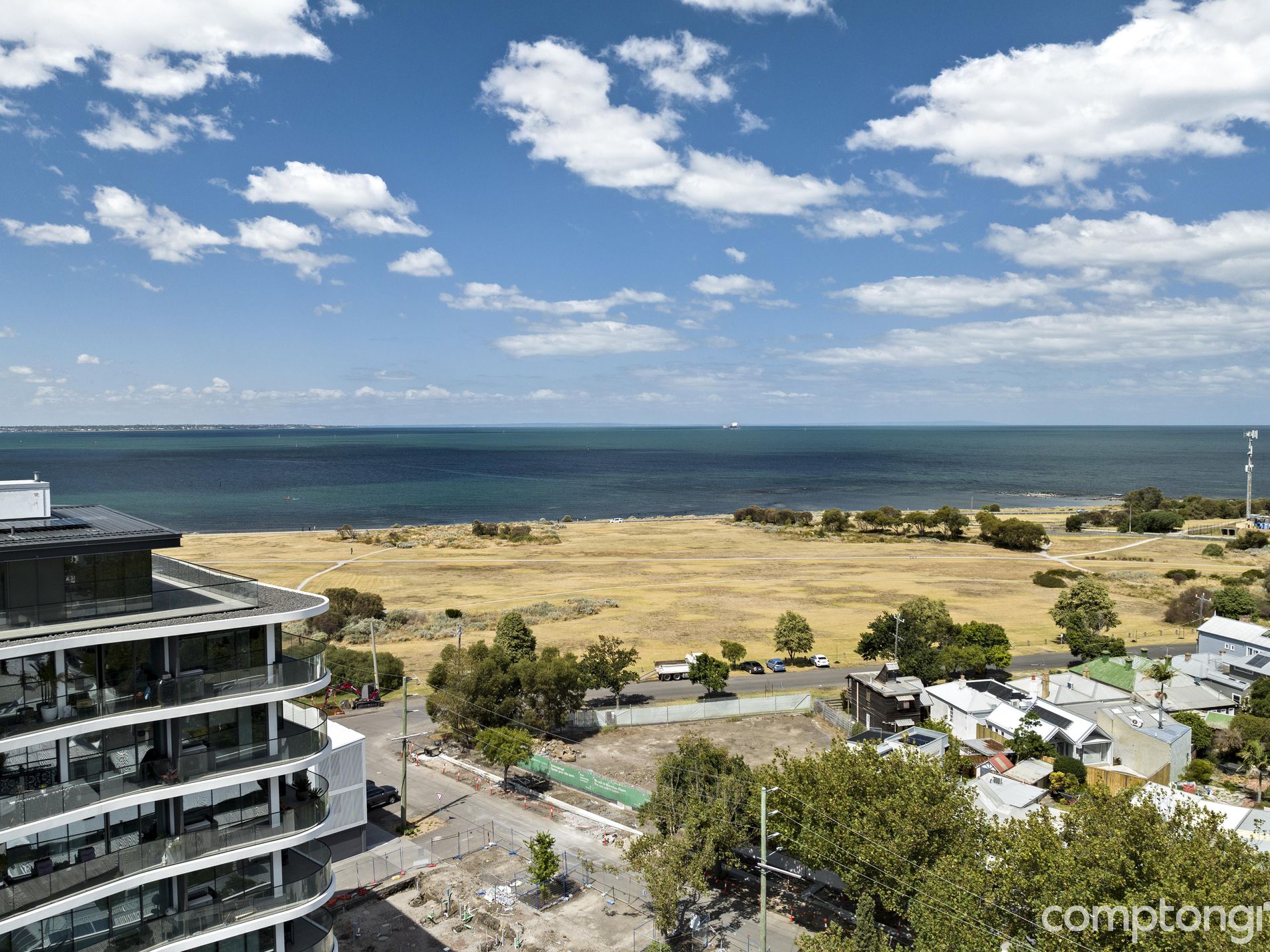 810 / 25 Windsor Terrace, Williamstown