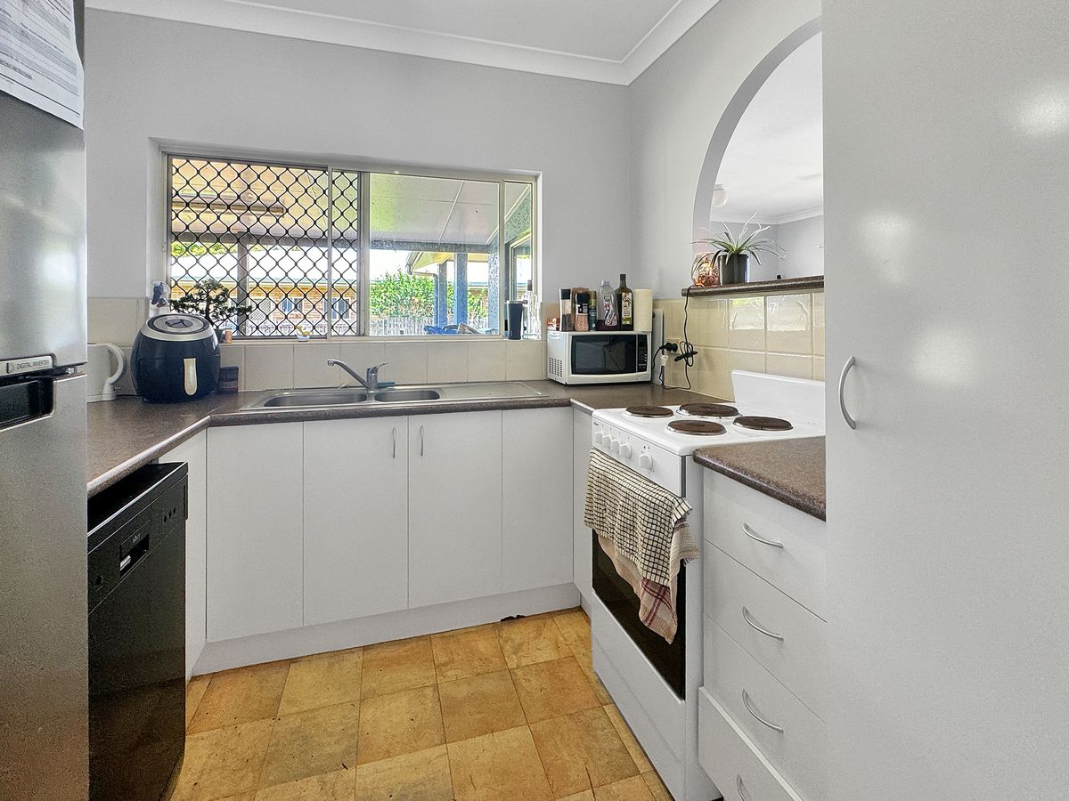 38 Paine Street, Atherton