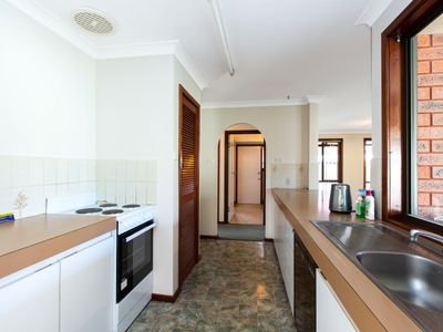 34 Windich Way, Carey Park