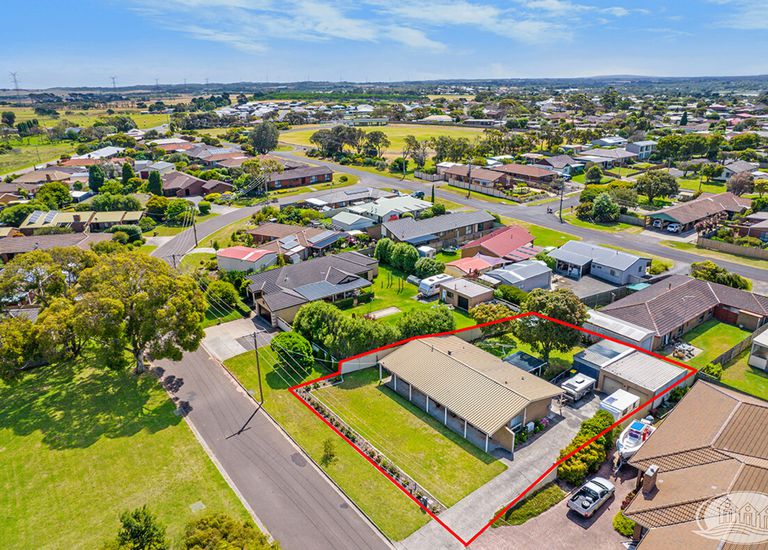 28 Tamora Crescent, Portland