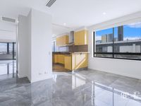 A10 / 100 Bowen Terrace, New Farm